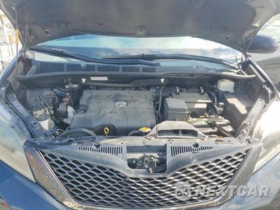 Zdjęcie 12 z 13 samochodu: 2015 TOYOTA SIENNA SPORT VIN:5TDXK3DC4FS531044 - miniatura