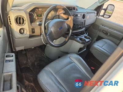 Zdjęcie 8 z 12 samochodu: 2013 FORD ECONOLINE E150 VAN VIN:1FTNS1EW5DDB31040 - miniatura