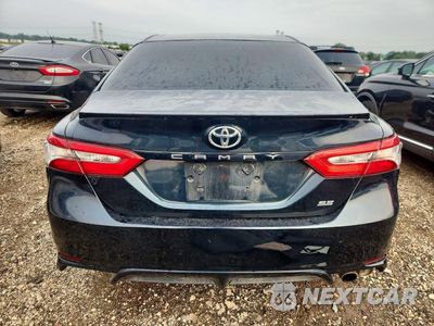 Zdjęcie 6 z 12 samochodu: 2018 TOYOTA CAMRY SE VIN:4T1B11HK6JU536104 - miniatura