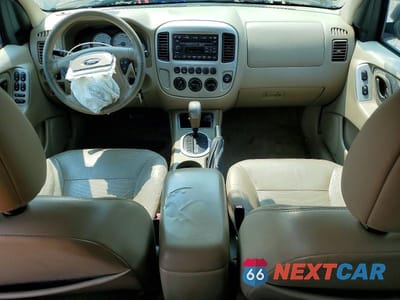 Zdjęcie 8 z 13 samochodu: 2006 FORD ESCAPE LIMITED VIN:1FMCU041X6KD54671 - miniatura