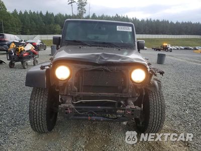 Piąte zdjęcie samochodu w środku: 2013 JEEP WRANGLER UNLIMITED SAHARA VIN:1C4BJWEG4DL688457 - miniatura