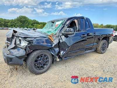 2021 TOYOTA TUNDRA SR 5TFRY5F1XMX273683 - główne zdjęcie licytacji z USA - miniatura