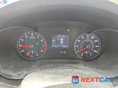 Zdjęcie 9 z 12 samochodu: 2018 KIA OPTIMA LX VIN:5XXGT4L3XJG198427 - miniatura