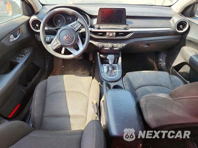 Zdjęcie 8 z 13 samochodu: 2021 KIA FORTE LXS VIN:3KPF24AD9ME370664 - miniatura