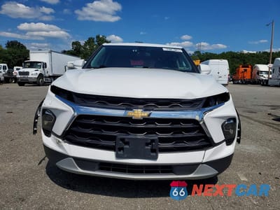 Piąte zdjęcie samochodu w środku: 2023 CHEVROLET BLAZER 2LT VIN:3GNKBHR42PS183631 - miniatura