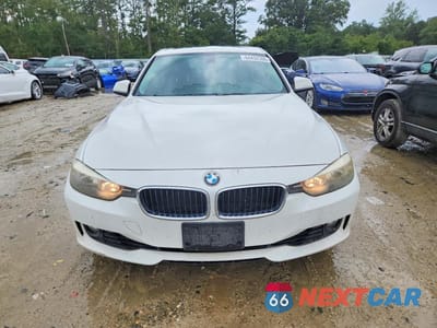 Piąte zdjęcie samochodu w środku: 2013 BMW 328 XI SULEV VIN:WBA3B5C58DF598446 - miniatura