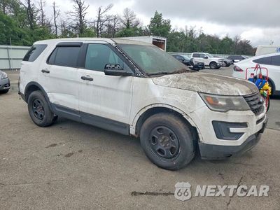 Czwarte zdjęcie samochodu z boku: 2017 FORD EXPLORER POLICE INTERCEPTOR VIN:1FM5K8AR8HGD58215 - miniatura