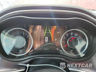 Zdjęcie 9 z 12 samochodu: 2015 DODGE CHALLENGER SXT VIN:2C3CDZAT9FH906123 - miniatura
