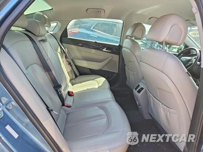Zdjęcie 10 z 13 samochodu: 2016 HYUNDAI SONATA HYBRID LIMITED VIN:KMHE34L10GA020693 - miniatura