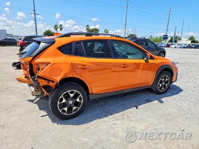 Trzecie zdjęcie samochodu z tyłu: 2018 SUBARU CROSSTREK PREMIUM VIN:JF2GTADC7J8286062 - miniatura