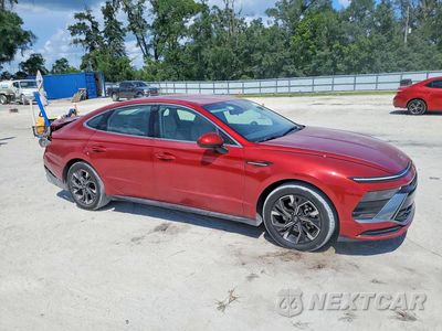 Czwarte zdjęcie samochodu z boku: 2025 HYUNDAI SONATA SEL VIN:KMHL64JA3SA451765 - miniatura