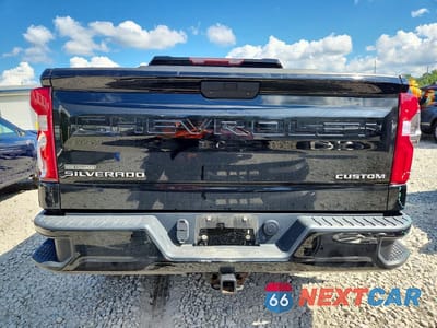 Zdjęcie 6 z 12 samochodu: 2021 CHEVROLET SILVERADO K1500 CUSTOM VIN:1GCPYBEK7MZ240175 - miniatura