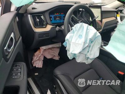 Zdjęcie 8 z 13 samochodu: 2026 VOLVO XC60 PLUS VIN:YV4M12RC8T1492294 - miniatura