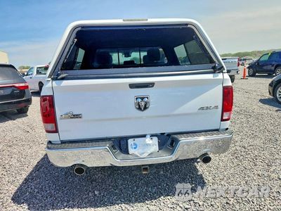 Zdjęcie 6 z 12 samochodu: 2017 RAM 1500 SLT VIN:3C6RR7LT1HG738917 - miniatura