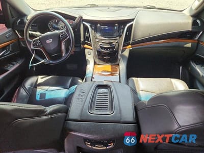 Zdjęcie 8 z 13 samochodu: 2018 CADILLAC ESCALADE PREMIUM LUXURY VIN:1GYS4CKJXJR142030 - miniatura
