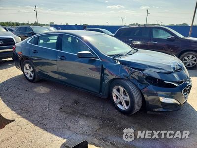 Czwarte zdjęcie samochodu z boku: 2020 CHEVROLET MALIBU LS VIN:1G1ZC5ST1LF070281 - miniatura
