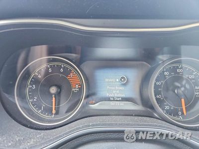 Zdjęcie 9 z 12 samochodu: 2022 JEEP CHEROKEE LIMITED VIN:1C4PJMDX2ND504849 - miniatura