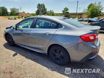 Drugie zdjęcie samochodu z przodu: 2018 CHEVROLET CRUZE LT VIN:1G1BE5SM6J7143561 - miniatura