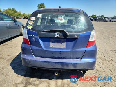 Zdjęcie 6 z 12 samochodu: 2013 HONDA FIT VIN:JHMGE8H34DC017397 - miniatura