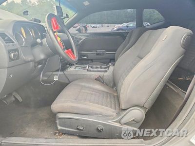 Zdjęcie 7 z 12 samochodu: 2012 DODGE CHALLENGER SXT VIN:2C3CDYAG2CH292489 - miniatura