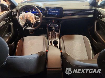 Zdjęcie 8 z 12 samochodu: 2025 VOLKSWAGEN JETTA SPORT VIN:3VWBX7BU6SM020439 - miniatura