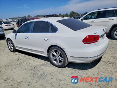 Drugie zdjęcie samochodu z przodu: 2012 VOLKSWAGEN PASSAT SEL VIN:1VWCM7A39CC079431 - miniatura