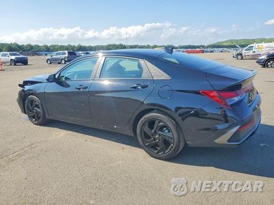 Drugie zdjęcie samochodu z przodu: 2026 HYUNDAI ELANTRA SEL SPORT VIN:KMHLM4DG1TU109883 - miniatura
