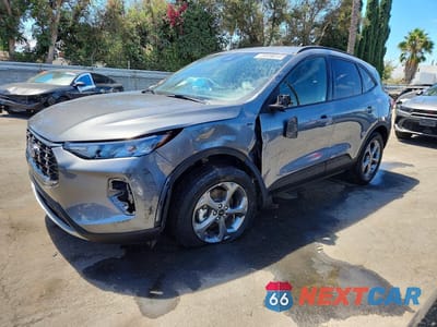 2026 FORD ESCAPE ST LINE 1FMCU9MN8TUA31131 - główne zdjęcie licytacji z USA - miniatura