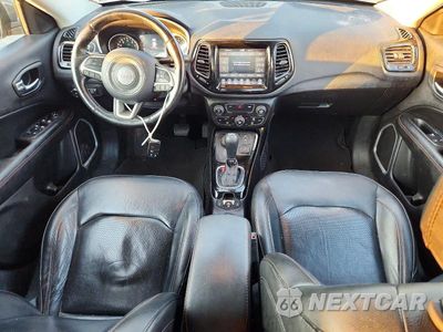 Zdjęcie 8 z 13 samochodu: 2019 JEEP COMPASS LIMITED VIN:3C4NJDCB3KT771887 - miniatura