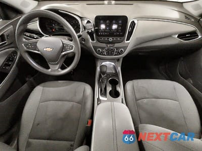 Zdjęcie 8 z 12 samochodu: 2021 CHEVROLET MALIBU LT VIN:1G1ZD5ST0MF013133 - miniatura