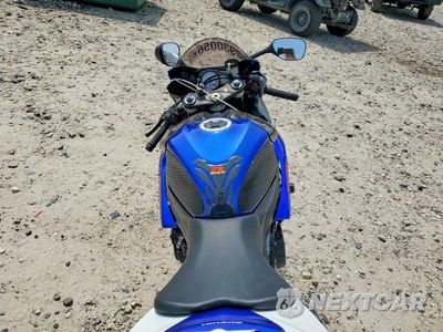 Zdjęcie 6 z 9 samochodu: 2007 SUZUKI GSX-R750 VIN:JS1GR7KA972105972 - miniatura
