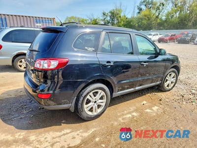Trzecie zdjęcie samochodu z tyłu: 2011 HYUNDAI SANTA FE LIMITED VIN:5XYZKDAG7BG045180 - miniatura