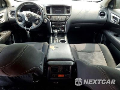 Zdjęcie 8 z 14 samochodu: 2019 NISSAN PATHFINDER SV VIN:5N1DR2MM8KC625310 - miniatura
