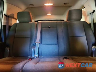 Zdjęcie 10 z 13 samochodu: 2012 CHEVROLET SUBURBAN K1500 LS VIN:1GNSKHE70CR246724 - miniatura
