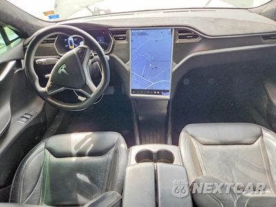 Zdjęcie 8 z 12 samochodu: 2015 TESLA MODEL S VIN:5YJSA1E27FF115128 - miniatura