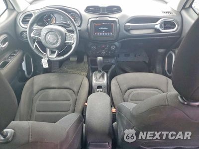 Zdjęcie 8 z 13 samochodu: 2021 JEEP RENEGADE LATITUDE VIN:ZACNJCBB2MPN26369 - miniatura