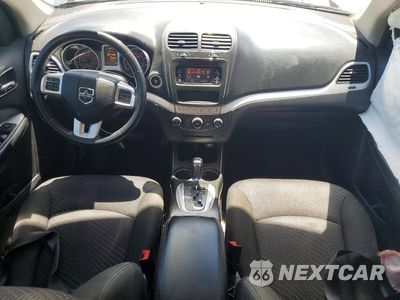 Zdjęcie 8 z 13 samochodu: 2018 DODGE JOURNEY SE VIN:3C4PDCAB9JT529231 - miniatura