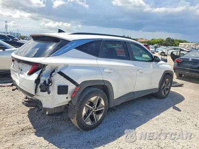 Trzecie zdjęcie samochodu z tyłu: 2025 HYUNDAI TUCSON SEL VIN:5NMJB3DE6SH597597 - miniatura