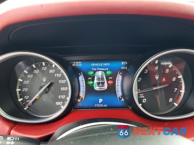 Zdjęcie 9 z 13 samochodu: 2017 MASERATI LEVANTE SPORT VIN:ZN661XUS9HX220296 - miniatura