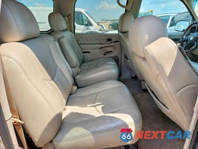 Zdjęcie 10 z 12 samochodu: 2005 CADILLAC ESCALADE ESV VIN:3GYFK66N25G163868 - miniatura