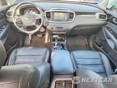 Zdjęcie 8 z 13 samochodu: 2020 KIA SORENTO EX V6 VIN:5XYPHDA59LG639517 - miniatura