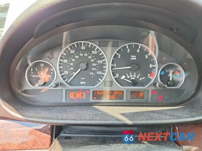Zdjęcie 9 z 13 samochodu: 2004 BMW 330 XI VIN:WBAEW53404PN36277 - miniatura