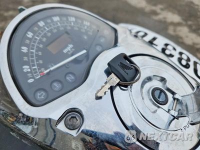 Zdjęcie 8 z 10 samochodu: 2008 HONDA VTX1800 T1 VIN:1HFSC49T08A600324 - miniatura