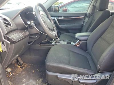 Zdjęcie 7 z 13 samochodu: 2014 KIA SORENTO LX VIN:5XYKTDA74EG530959 - miniatura