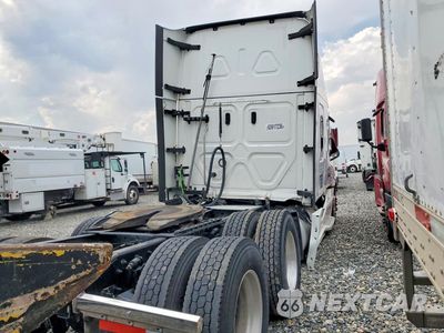 Trzecie zdjęcie samochodu z tyłu: 2021 FREIGHTLINER CASCADIA 126 SEMI TRUCK VIN:3AKJHHDR1MSMA6399 - miniatura