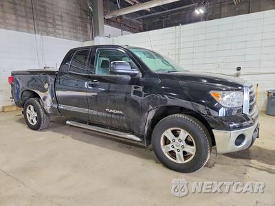 Czwarte zdjęcie samochodu z boku: 2012 TOYOTA TUNDRA DOUBLE CAB SR5 VIN:5TFUM5F1XCX032419 - miniatura