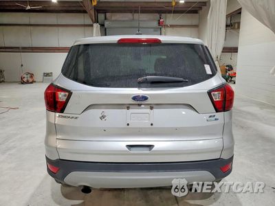 Zdjęcie 6 z 14 samochodu: 2019 FORD ESCAPE SE VIN:1FMCU9GD8KUA49193 - miniatura