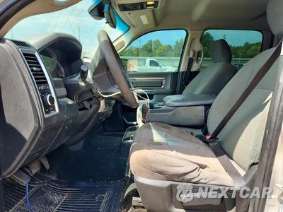 Zdjęcie 7 z 12 samochodu: 2016 RAM 2500 SLT VIN:3C6TR5DT6GG387123 - miniatura
