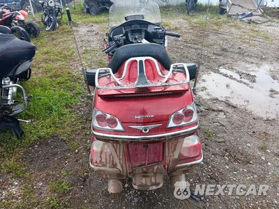 Czwarte zdjęcie samochodu z boku: 2010 HONDA GL1800 VIN:1HFSC47G6AA901272 - miniatura