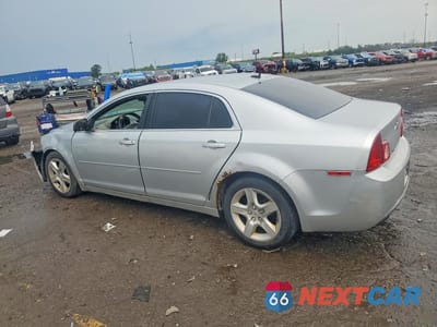 Drugie zdjęcie samochodu z przodu: 2010 CHEVROLET MALIBU LS VIN:1G1ZB5EBXAF264505 - miniatura